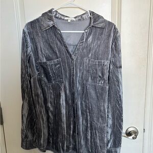 Maurices Gray Velvet Marbled Button-Up Shirt